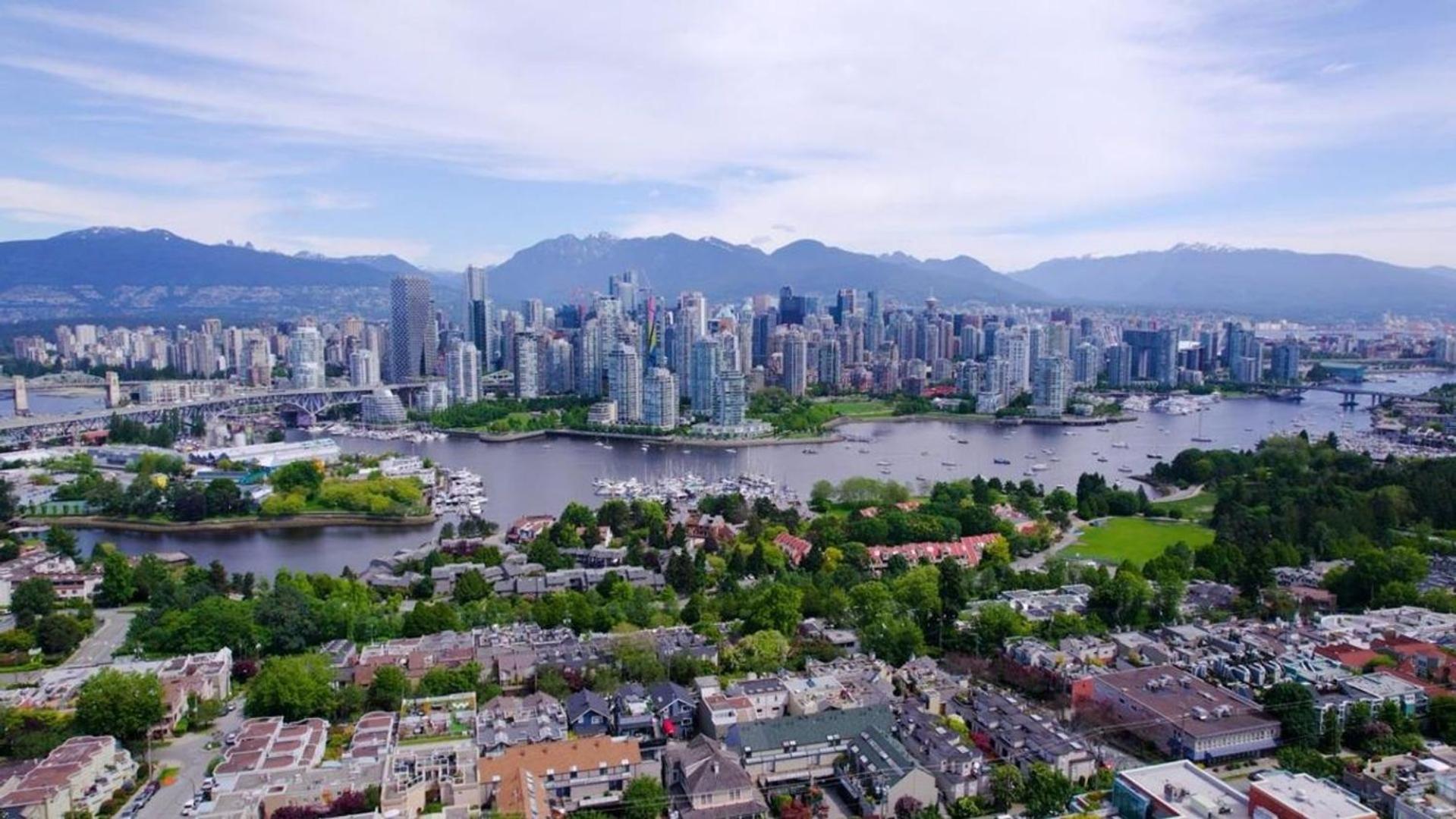 Charming Heritage Home With Mountain And City Views Vancouver Exterior foto
